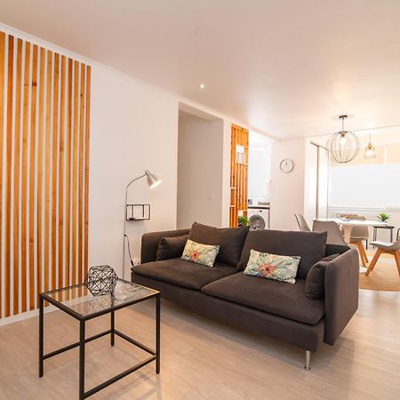 P&H Holiday Beach Apt Ponta Delgada Esterno foto