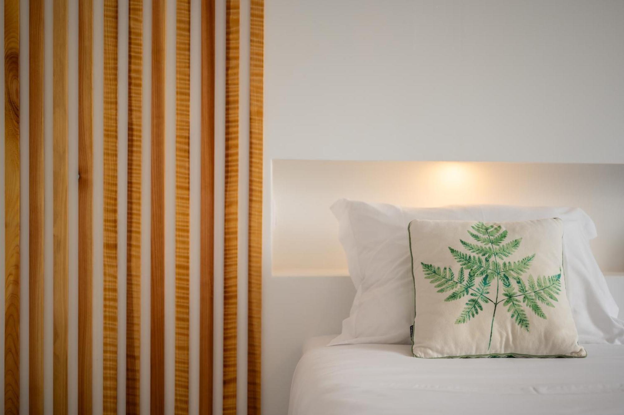 P&H Holiday Beach Apt Ponta Delgada Esterno foto